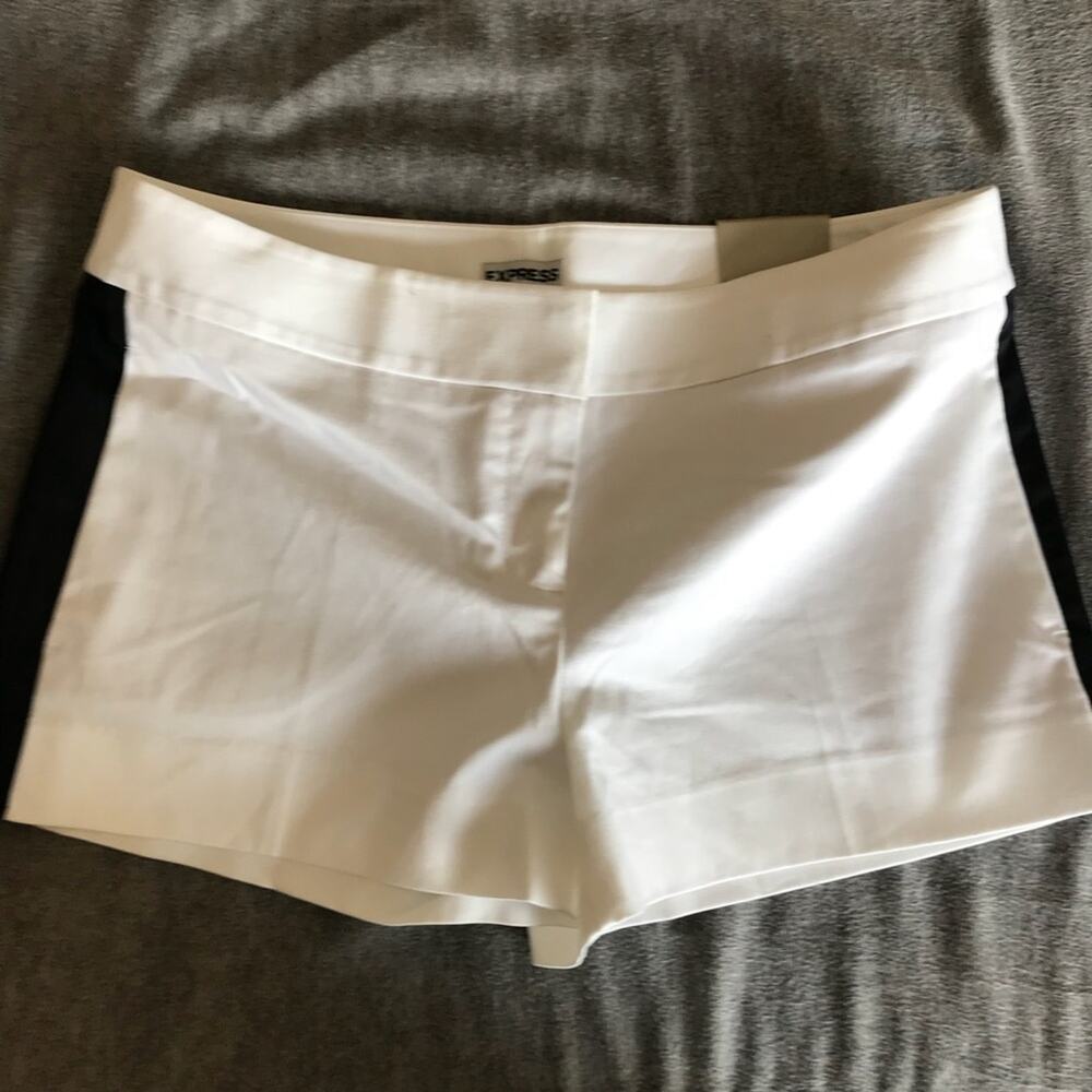 Express shorts - Picture 3 of 3